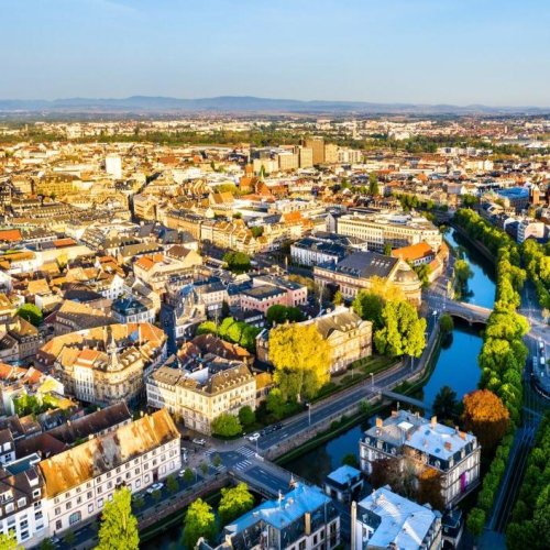 Кроссворд по окружающему миру: В центре Европы (3 класс)