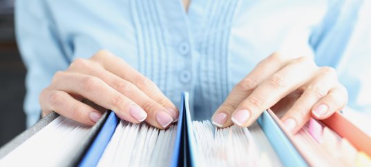 Тест по окружающему миру: Нормативно-правовые документы, регулирующие борьбу с терроризмом и экстремизмом в Российской Федерации (11 класс)