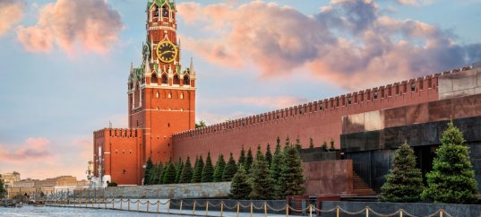 Тест по окружающему миру: Московский Кремль и Красная площадь (2 класс)