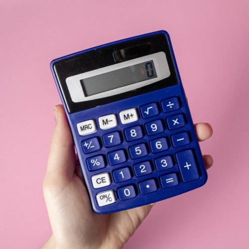 Тест по математике: Сумма дробей с равными знаменателями (5 класс)