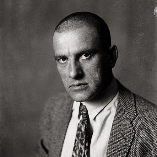 Тест: Владимир Маяковский — жизнь и творческий путь