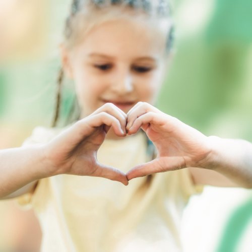 Тест по окружающему миру: Дети имеют право на особую заботу и помощь (4 класс)