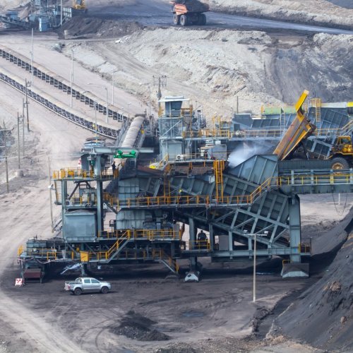 Тест по географии: Добывающая промышленность (10 класс)