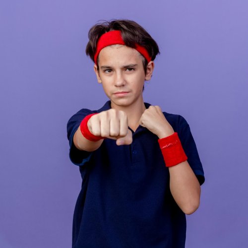 Тест по физкультуре: Элементы единоборств (10-11 класс)