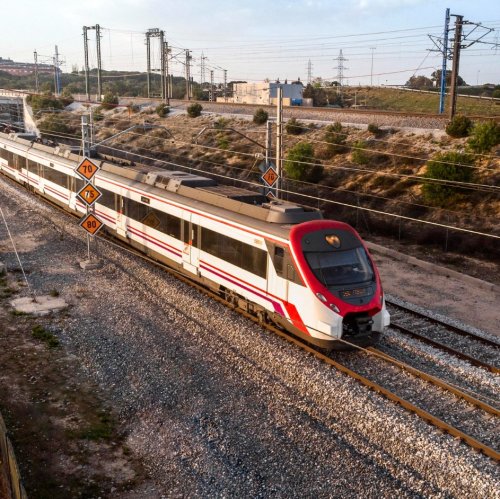 Тест по географии: Сухопутный транспорт (10 класс)