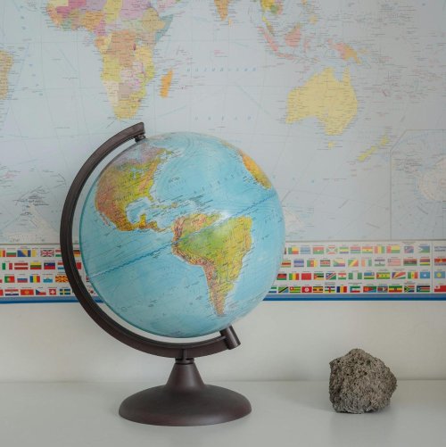 Тест по географии: Почему географическими картами пользуются чаще, чем глобусом (5-6 класс)